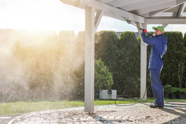 Best Pool Deck Cleaning  in Baldwinsville, NY